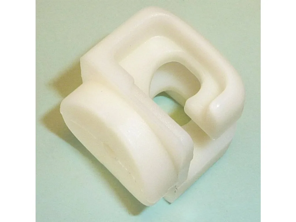 NET RETAINING CLIP FOR IRON HOBBY